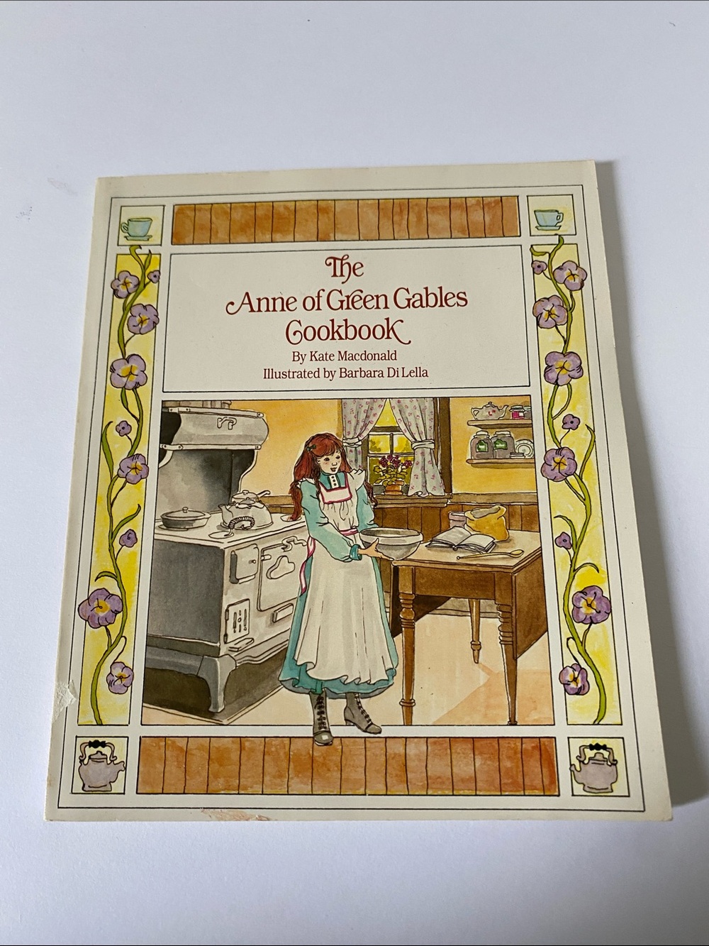 1985 Anne of Green Gables Cookbook Vintage